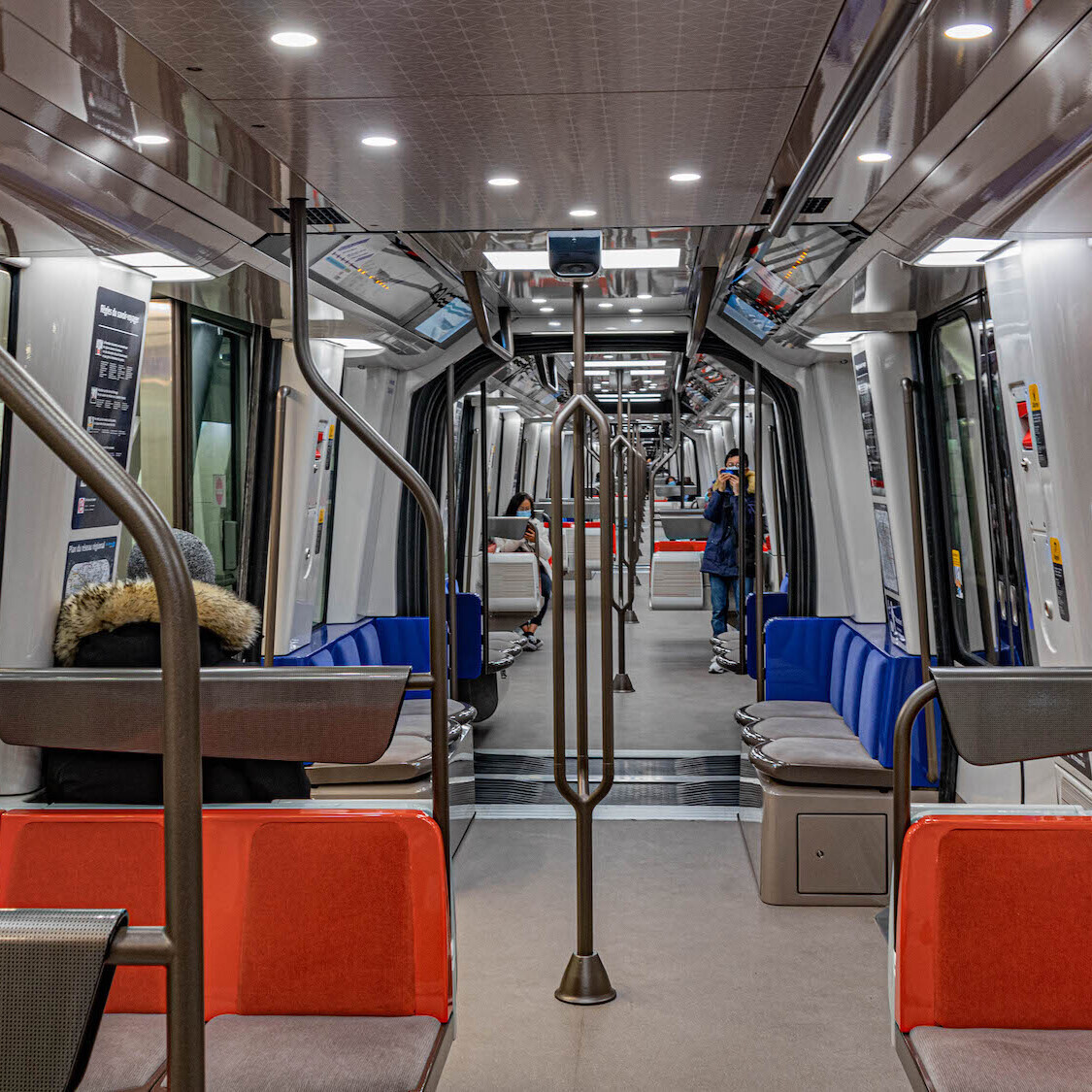 Métro : cette ligne vient d’être élue préférée des usagers ! l-inte-rieur-du-mp14