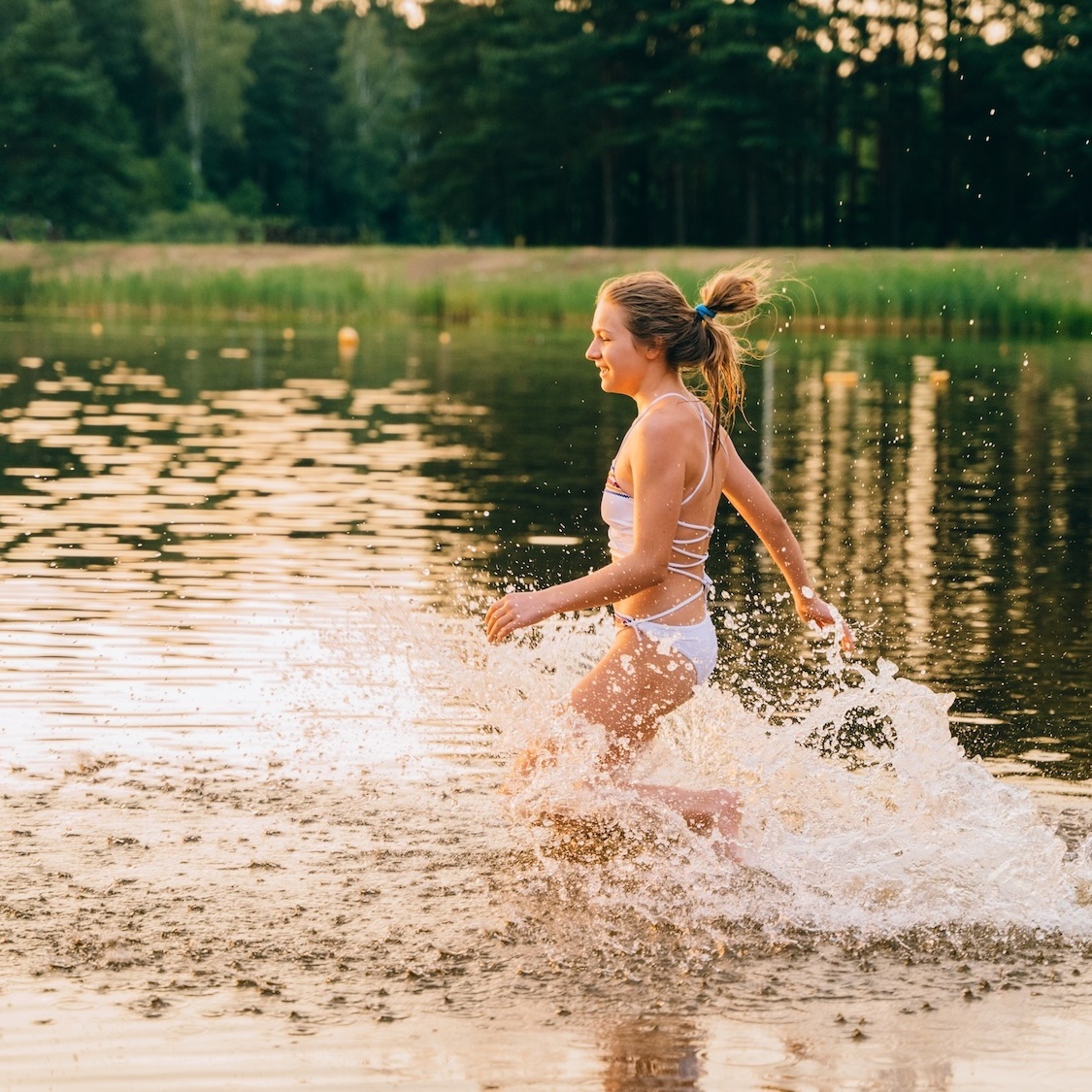Chaleur : les plus beaux lacs où se baigner à moins de 1h30 de Paris lacsbaignade