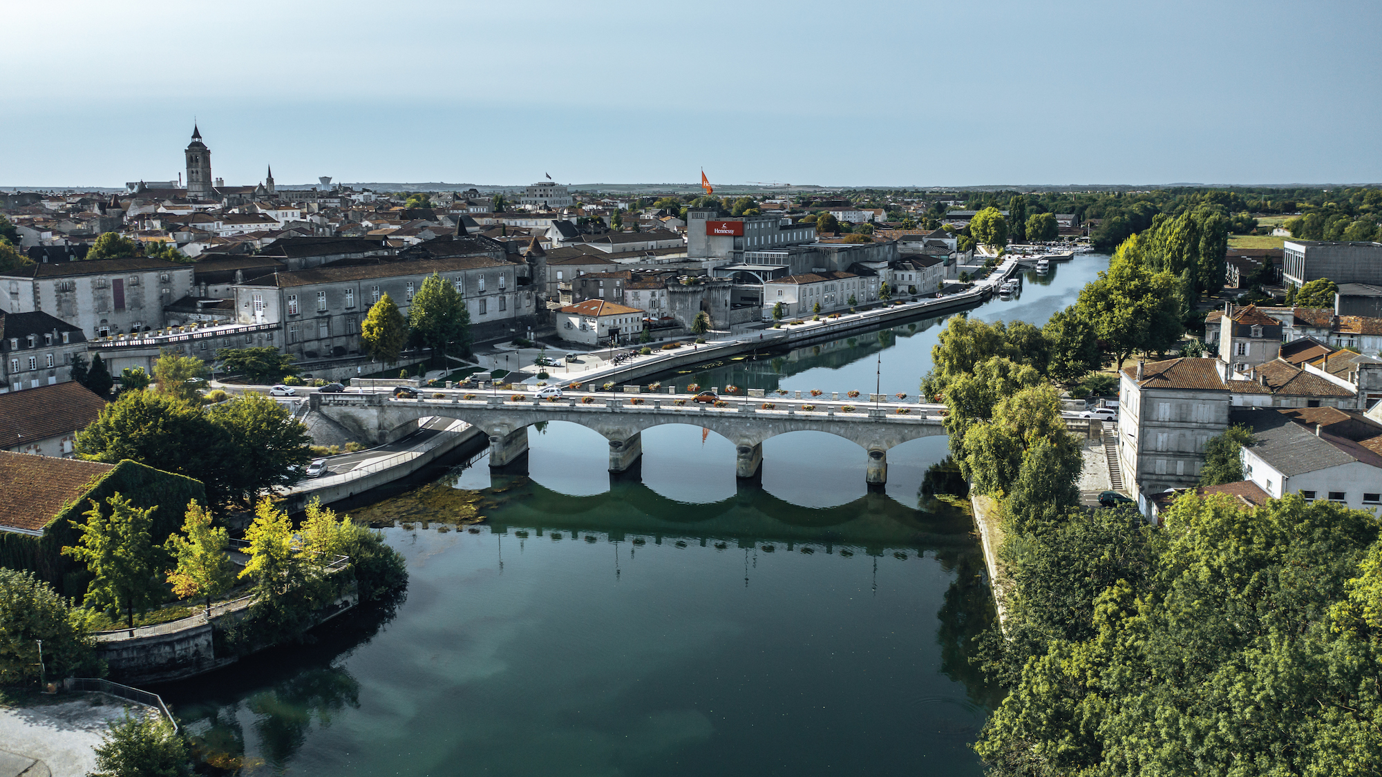 2020-cognac-vue-aerienne-charente-pont-quais-copyr