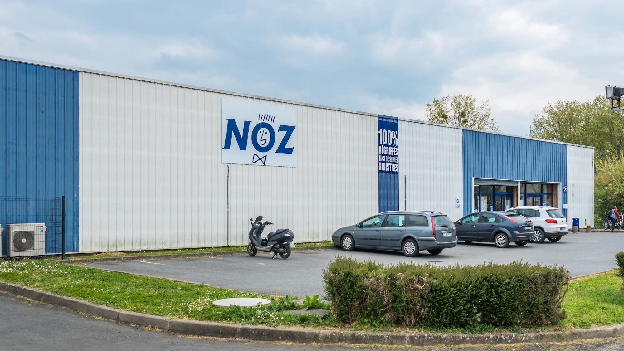 noz-destockage-plus-grand-magasin-france-lyon