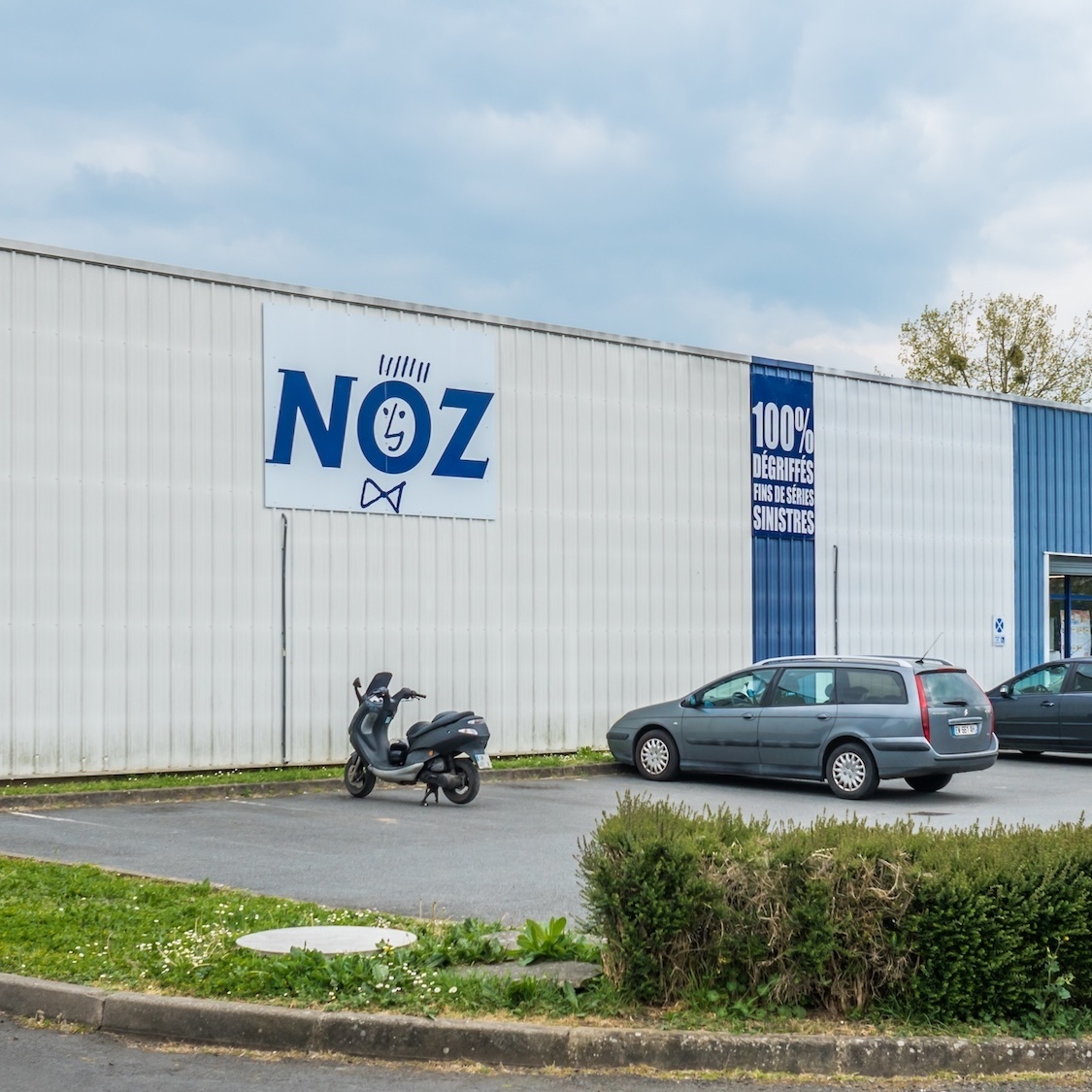noz-destockage-plus-grand-magasin-france-lyon