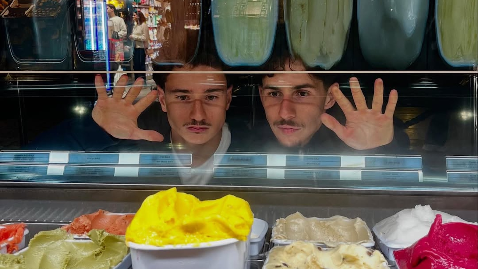 marrant-club-duo-lyonnais-tour-france-humour