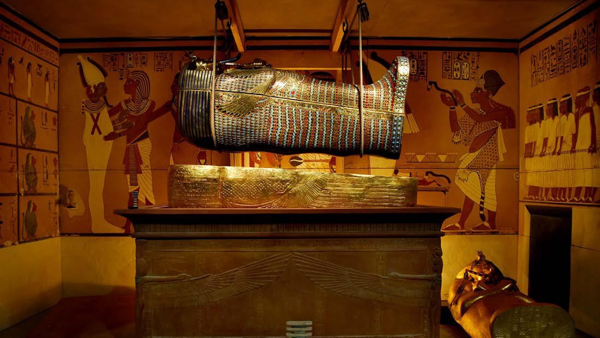 exposition-toutankhamon-tombeau-tresors