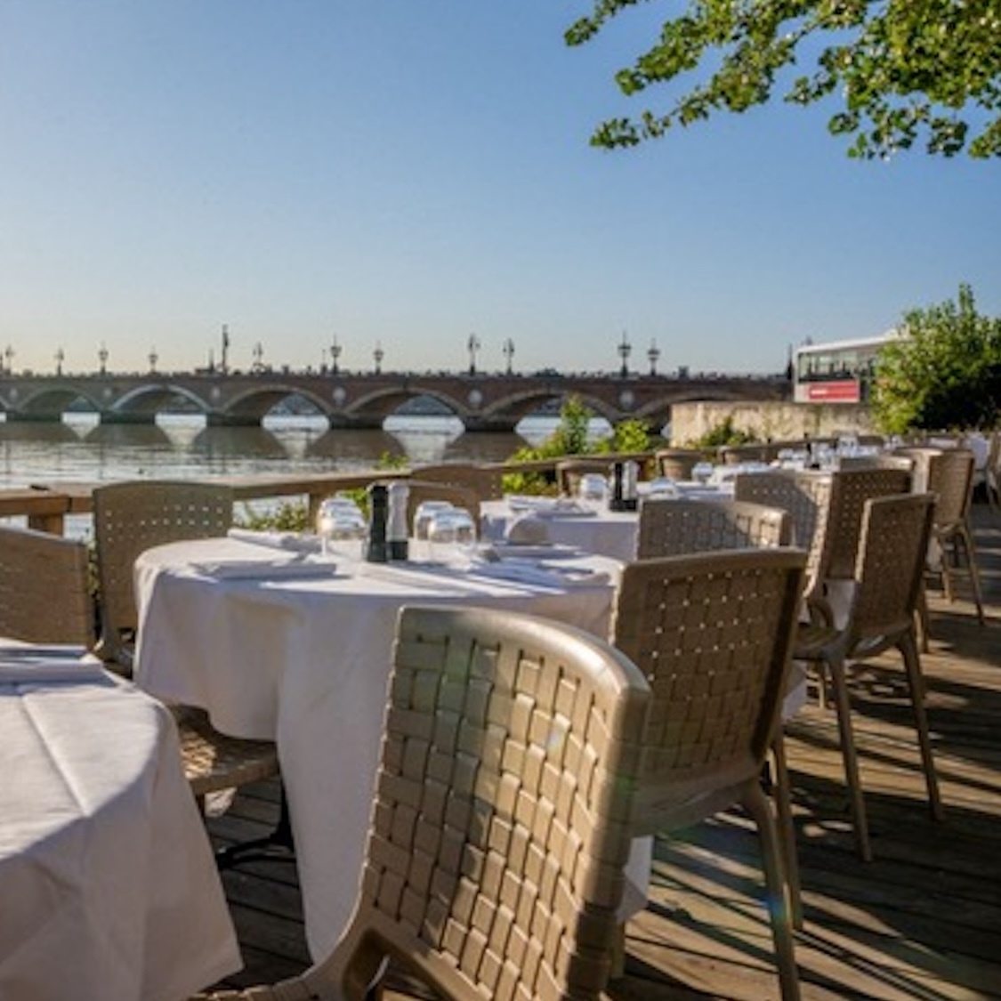 bordeaux-restaurant-cafe-port