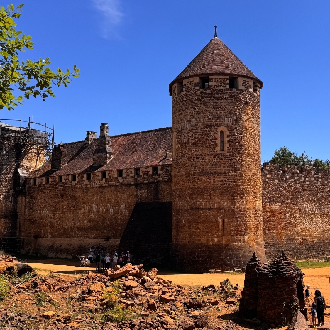 dijon-cha-teau-gue-delon