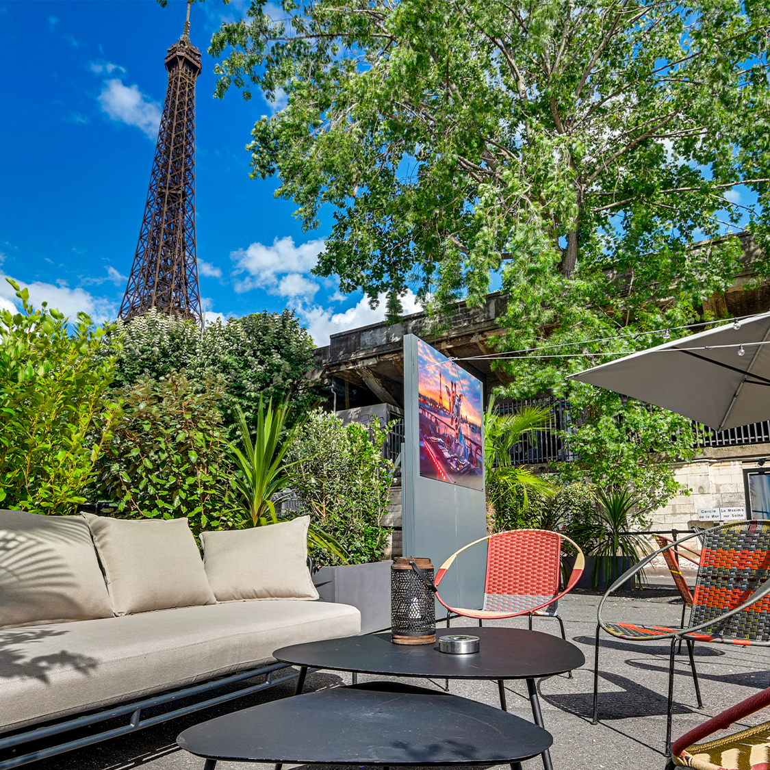 Noti Plage : le spot festif de l'été au pied de la tour Eiffel noti-couv