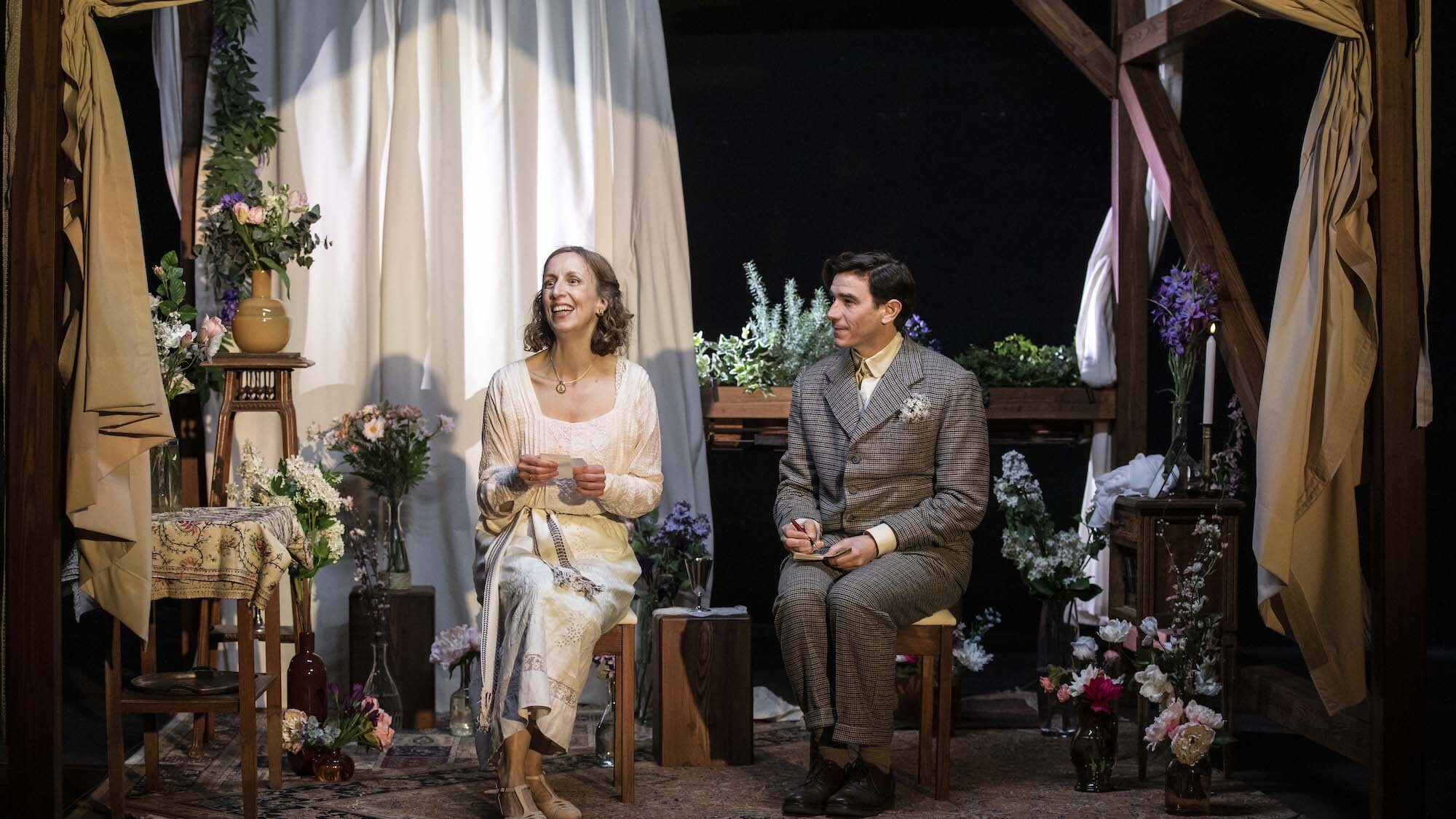5 pièces à ne surtout pas manquer durant le festival Théâtre en mai -20252026-doraetfranz-carolinearrouas-jeanlouisfer
