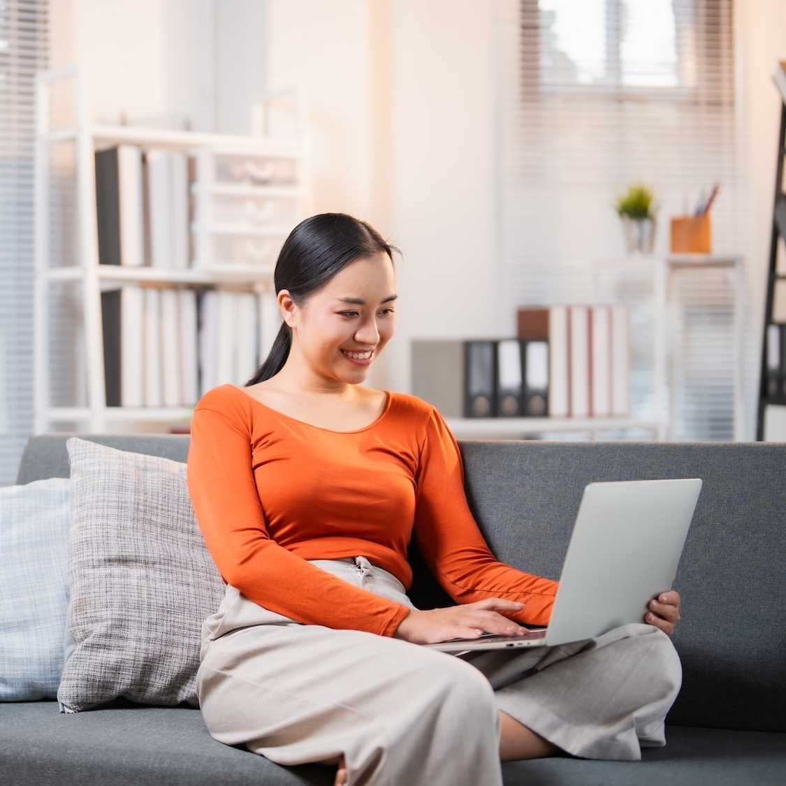 6 astuces pour faire des économies en achetant en ligne shutterstock-2743407143