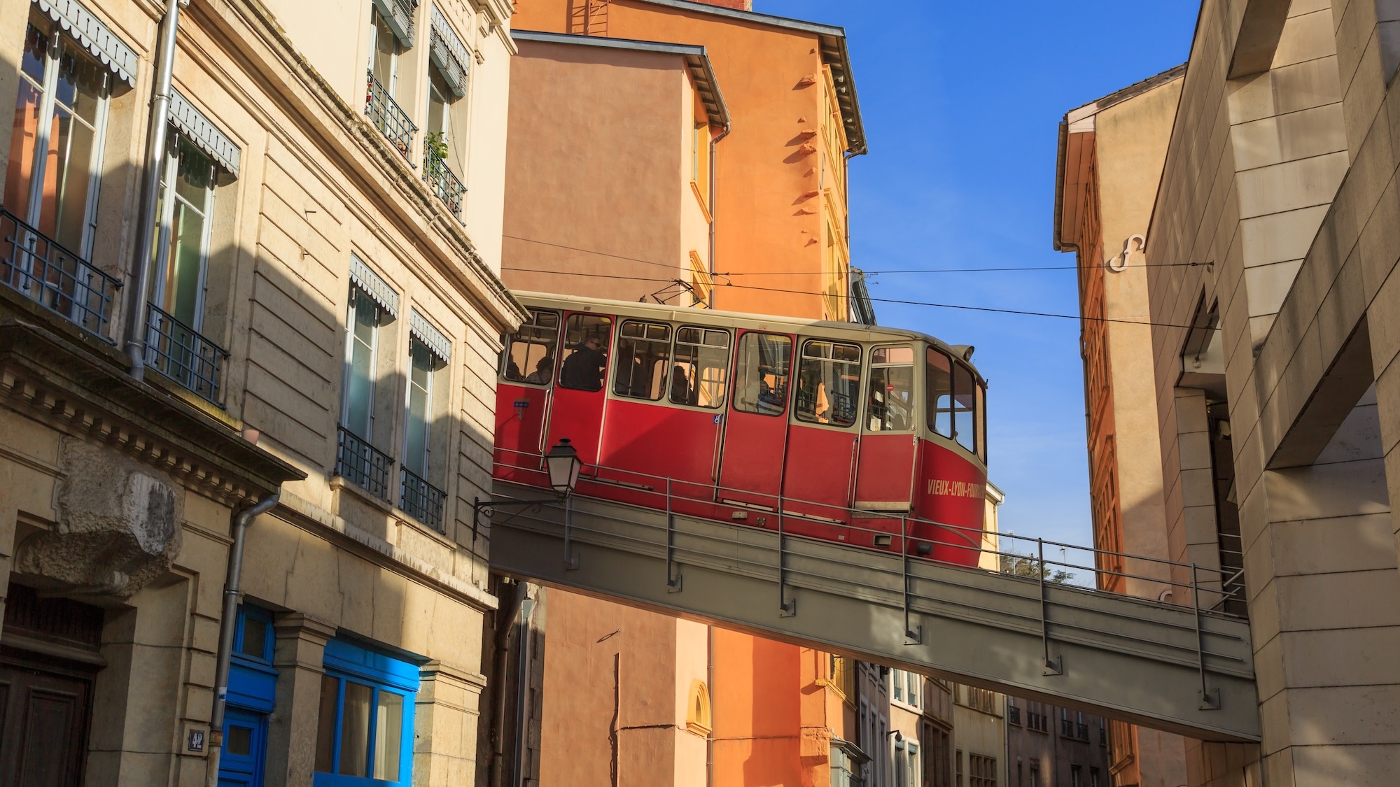 appli-lyonnaise-plus-telechargee-france-app-store-