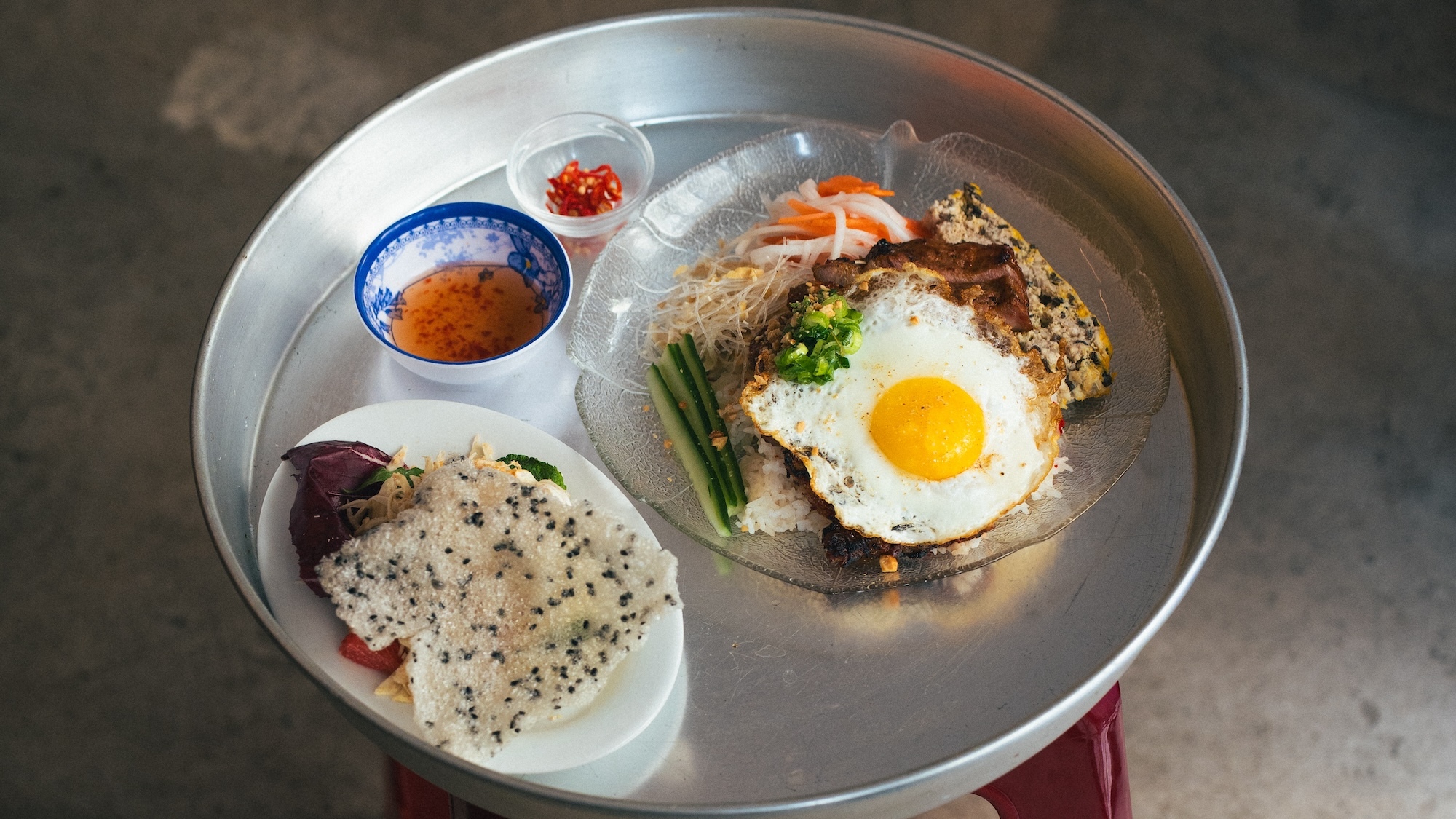 Ce nouveau resto du 9e est le seul à servir ce plat emblématique du Vietnam com-tam-restaurant-bep-paris