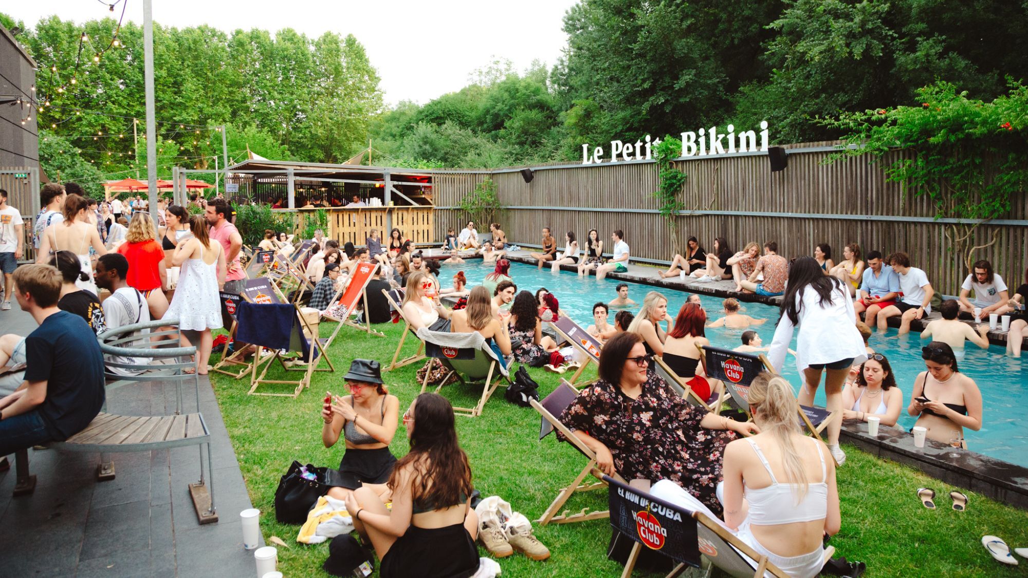 le-petit-bikini-piscine-toulouse