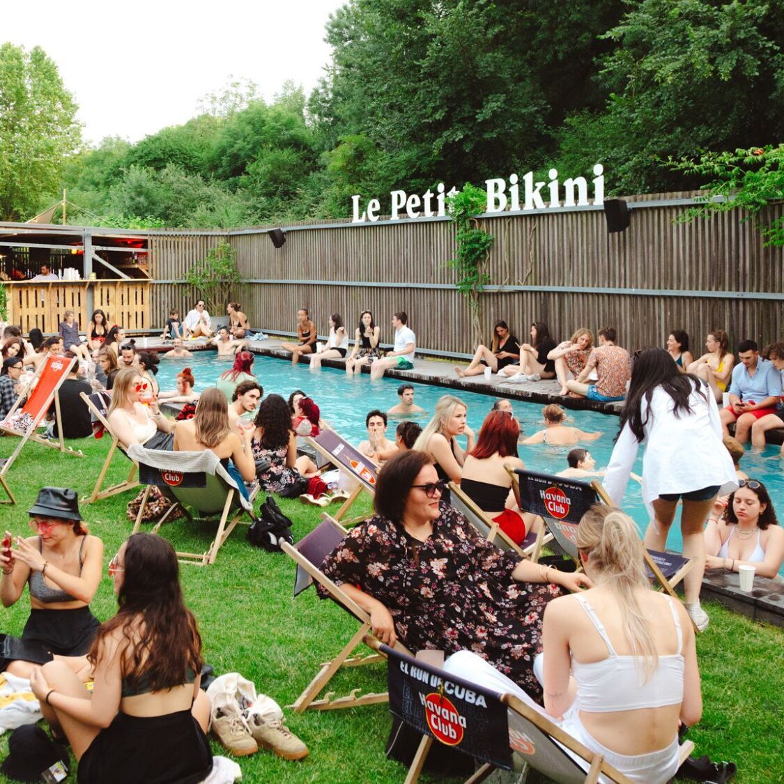 le-petit-bikini-piscine-toulouse
