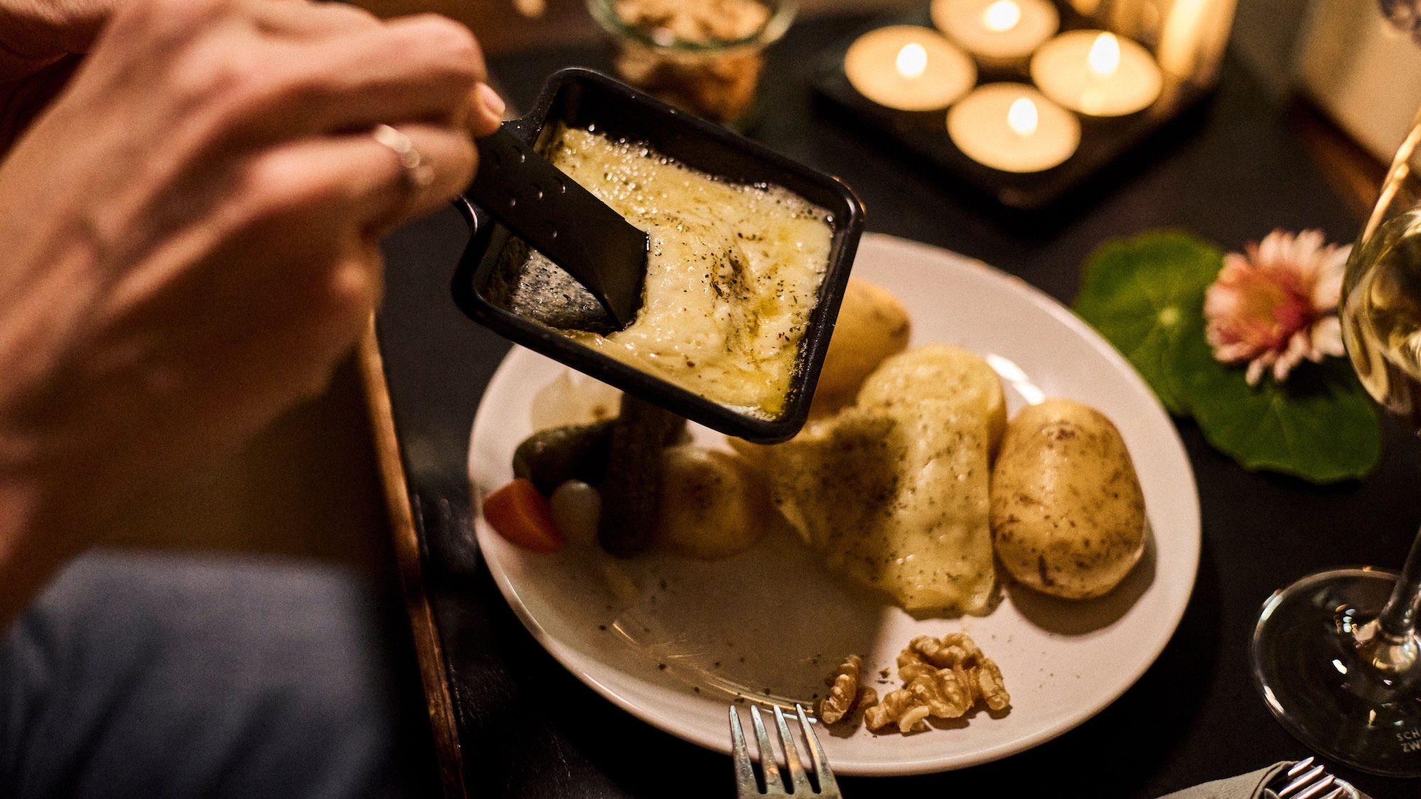 Les meilleurs restaurants pour une raclette ou une fondue à Paris raclette