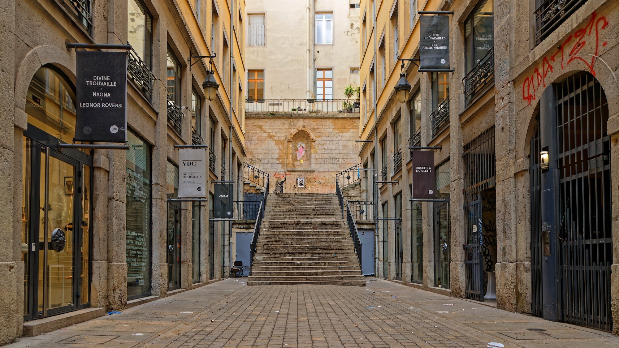 lyon-rues-quartiers-eviter-seul-tard-soir