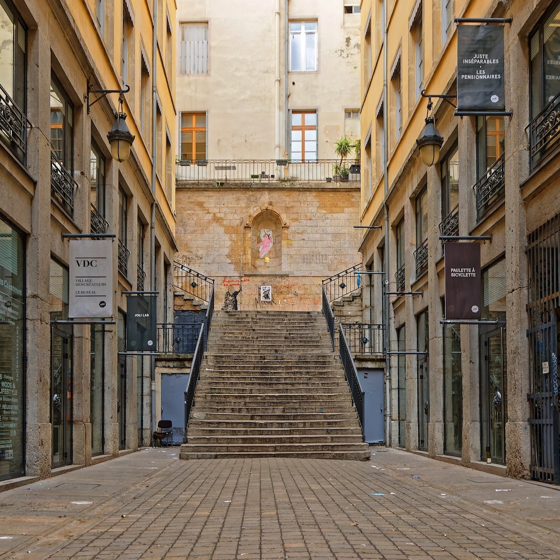 lyon-rues-quartiers-eviter-seul-tard-soir
