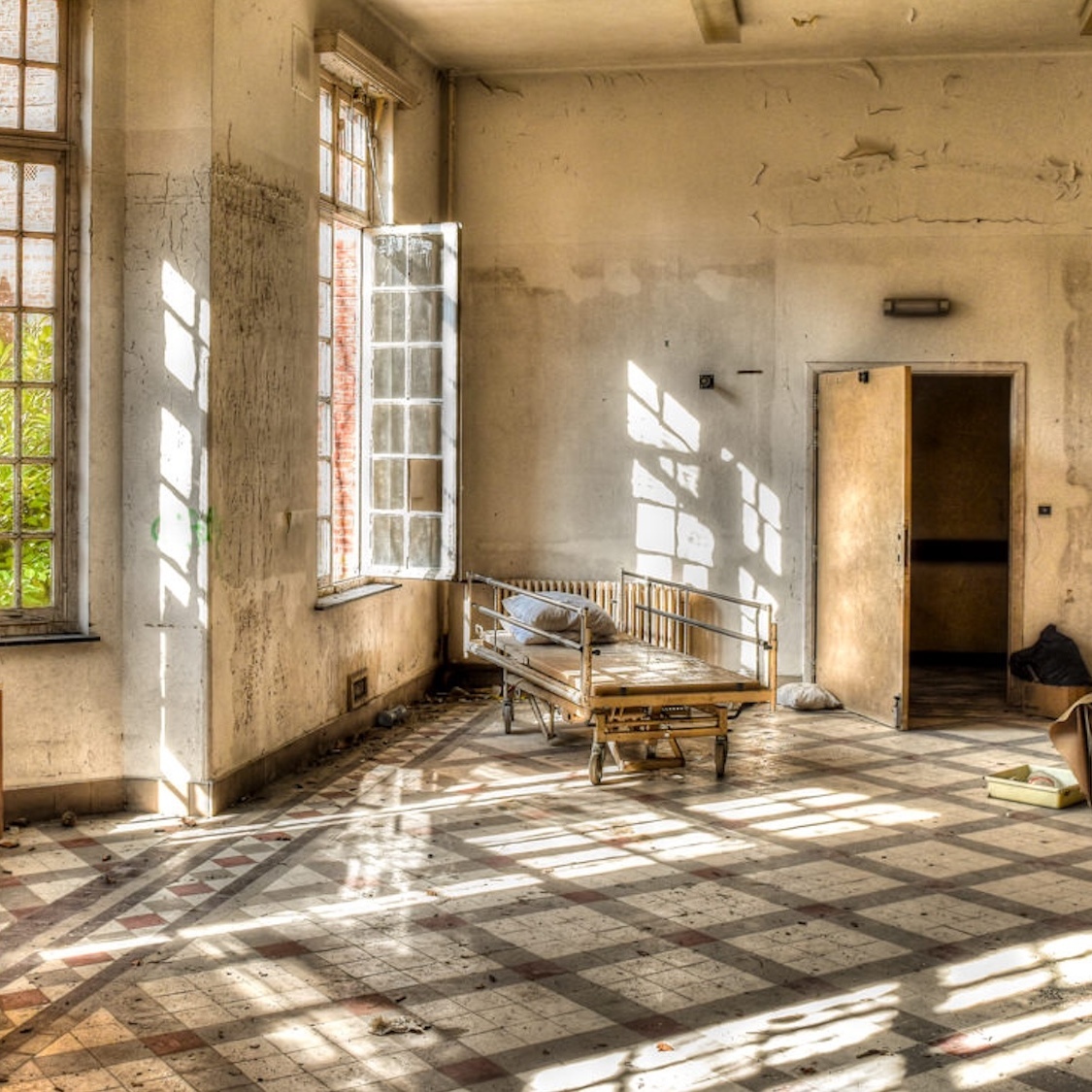 pres-bruxelles-ancien-asile-psychiatrique-abandonn