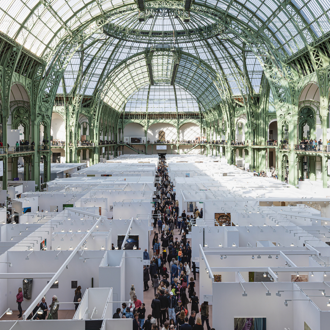 Art Basel Paris revient sous la nef du Grand Palais ! print-approx-21-x-14-cm-abp25-public-interactions-