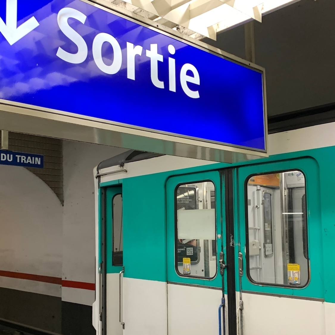 Métro : pas moins de 8 stations fermées aujourd’hui en marge de la manifestation shutterstock-2536919599