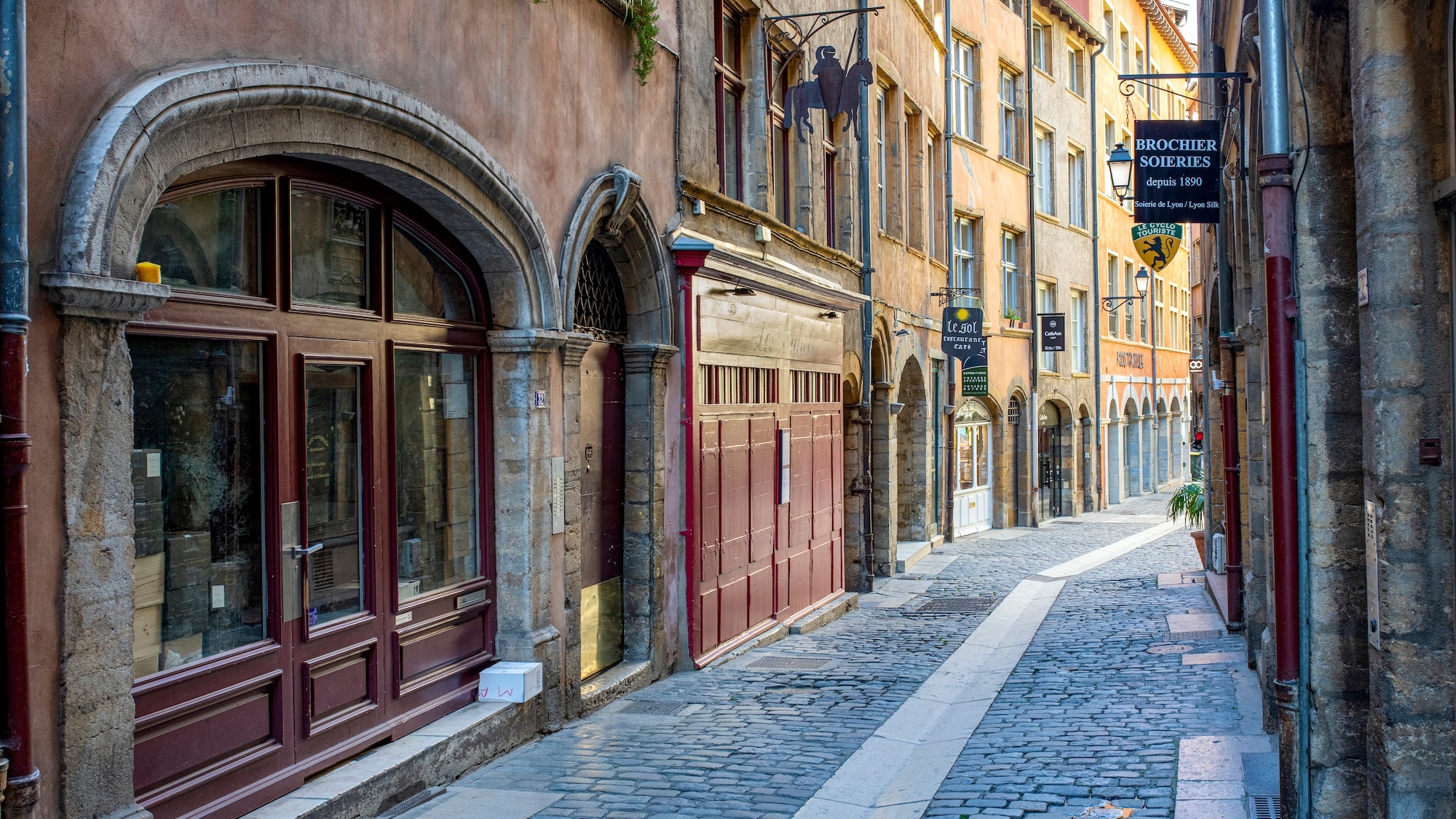 rue-boeuf-lyon-nom-jeu-mots-1