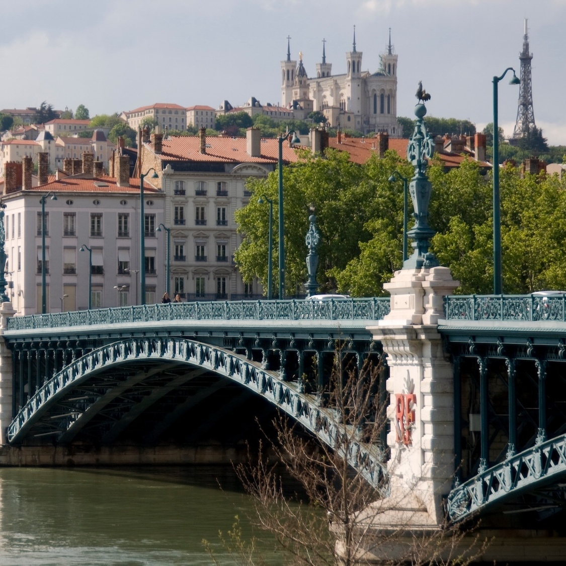 pont-emblematique-lyon-rebaptise-samuel-paty
