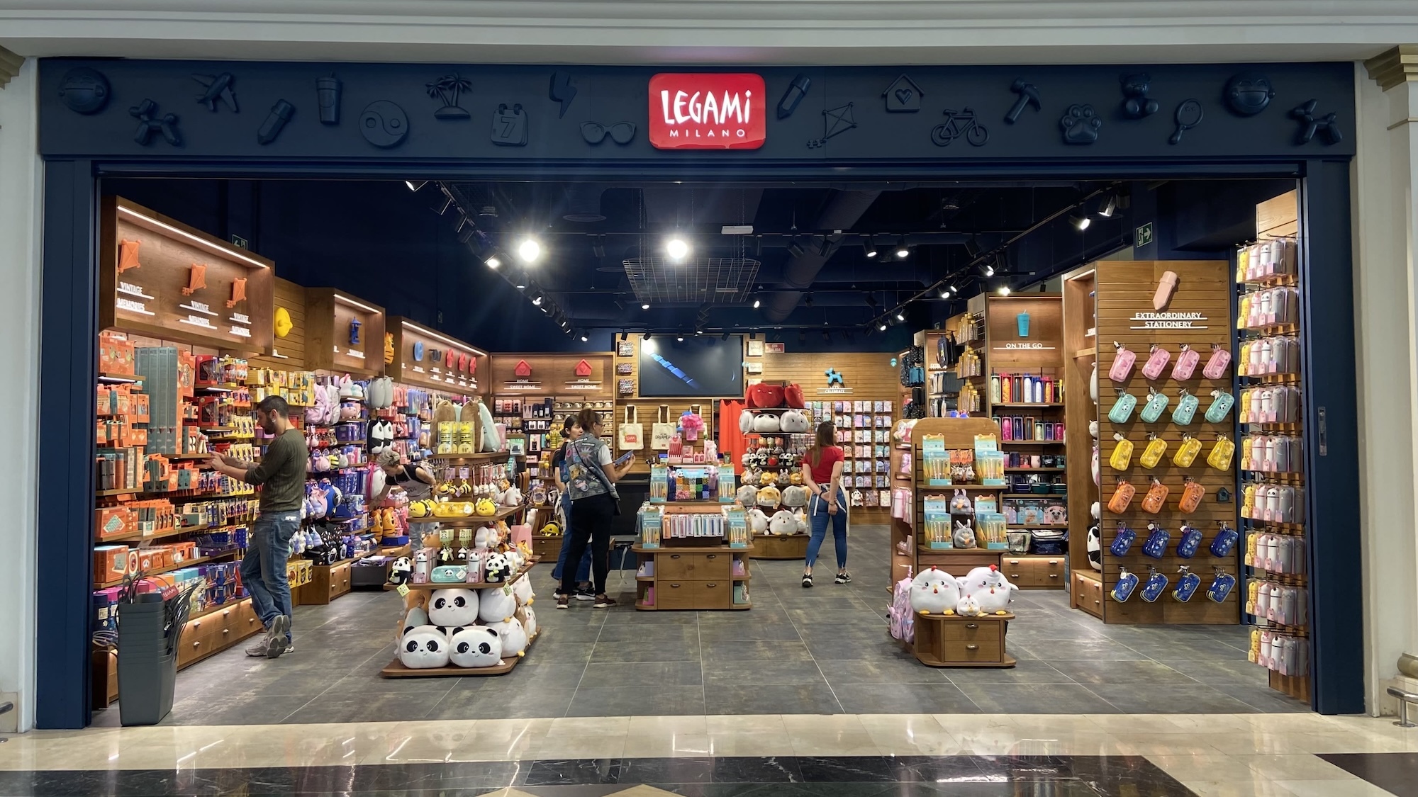 legami-papeterie-plus-grand-magasin-france-lyon