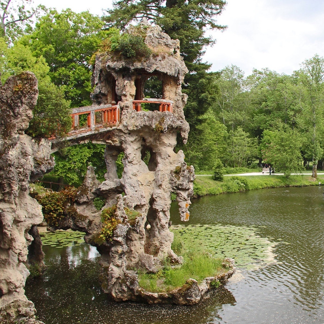 Ce parc à seulement 20 minutes du centre-ville est le plus beau de toute la métropole bordelaise parc-majolan-blanquefort