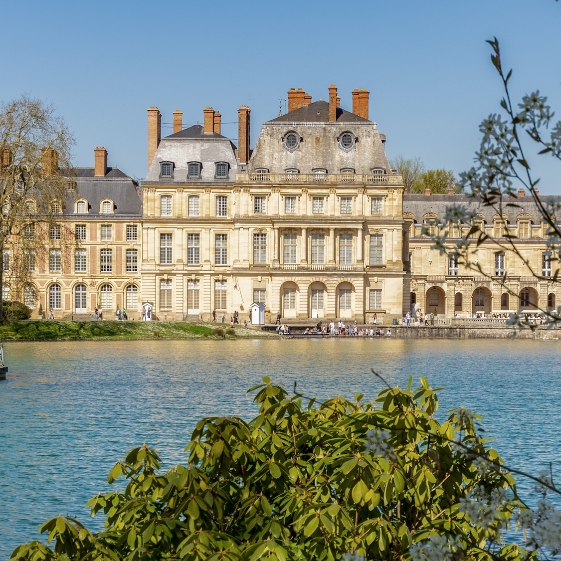 6 châteaux proches de Paris à visiter gratuitement ce dimanche shutterstock-2730336963