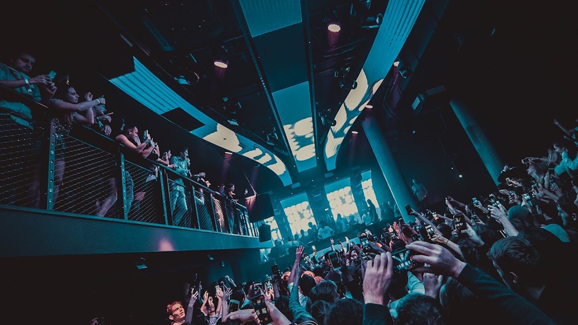 azar-club-lyon-fermeture-administrative-violences-