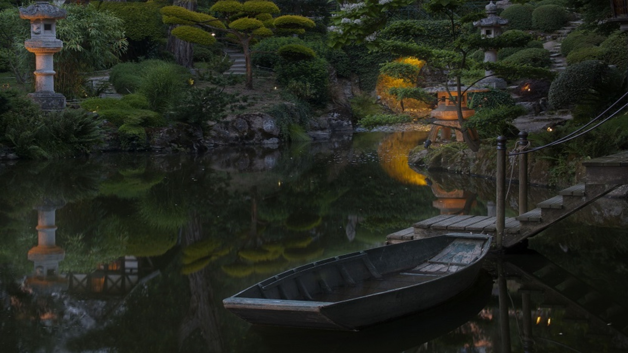 Le plus grand parc japonais d’Europe de 3000 m2 se cache près de Nantes : des balades nocturnes féeriques au lampion balade-nocturne-ok
