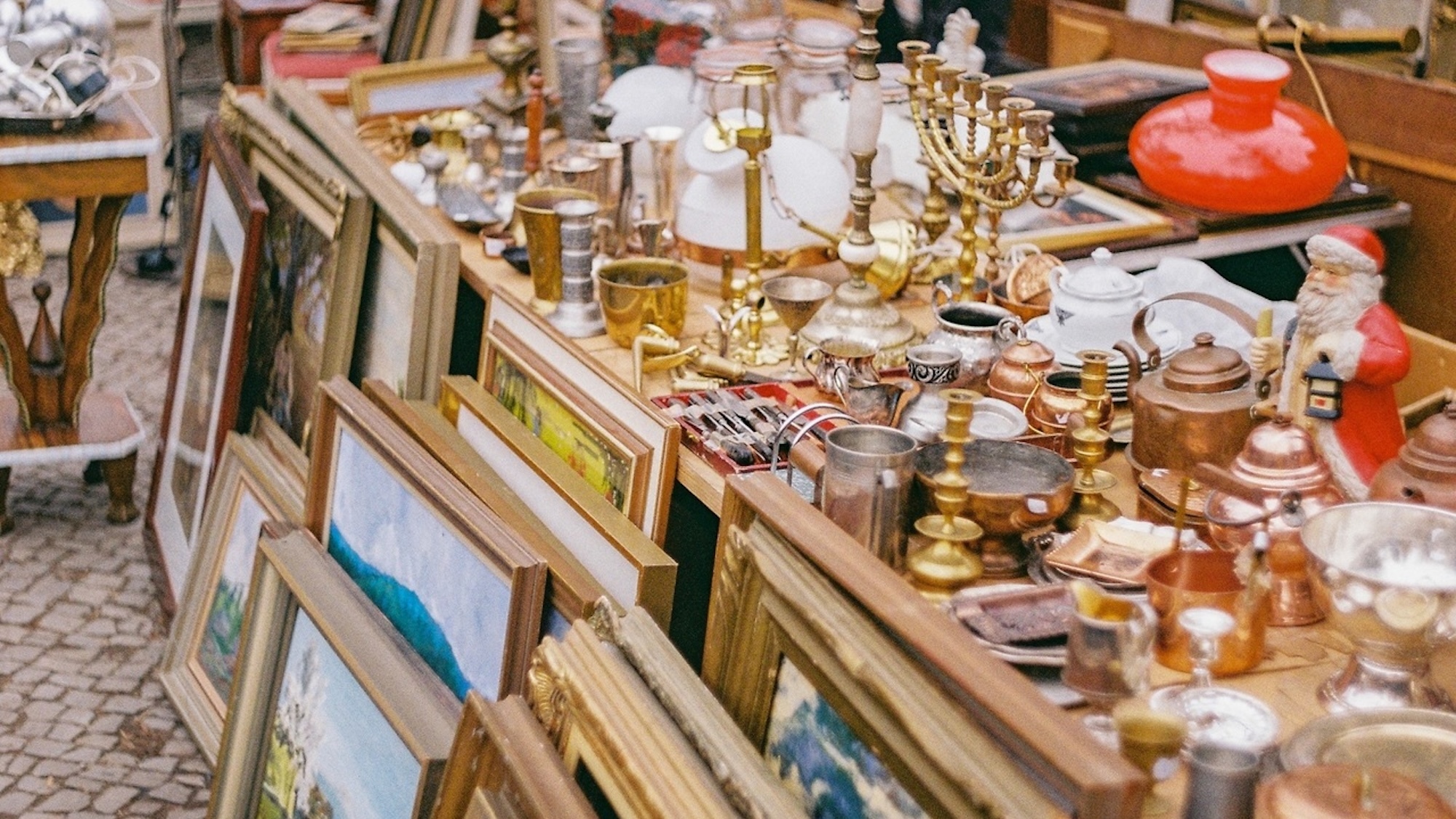 grande-braderie-60-exposants-villeurbanne-paradis-