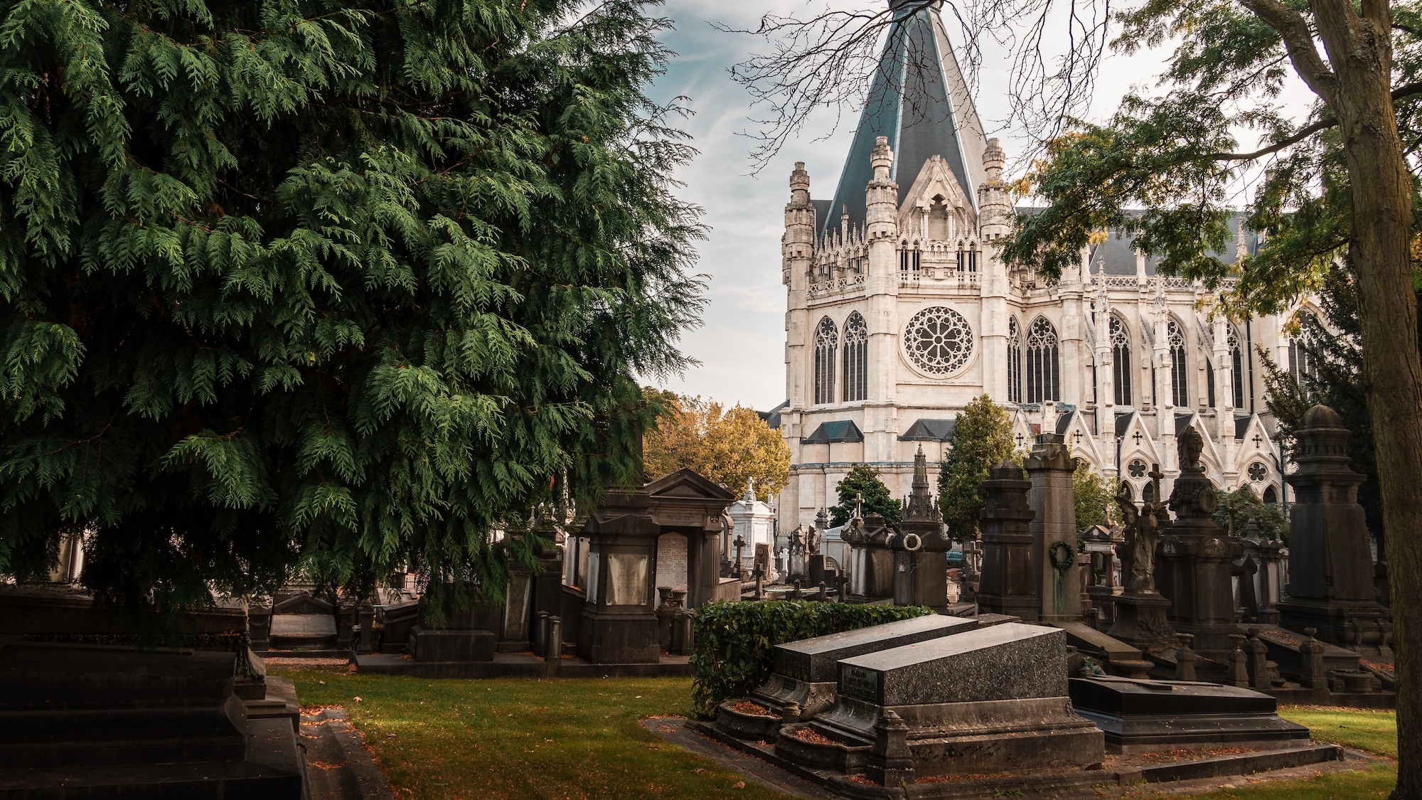 bruxelles-joyau-historique-cimetiere-laeken-restau