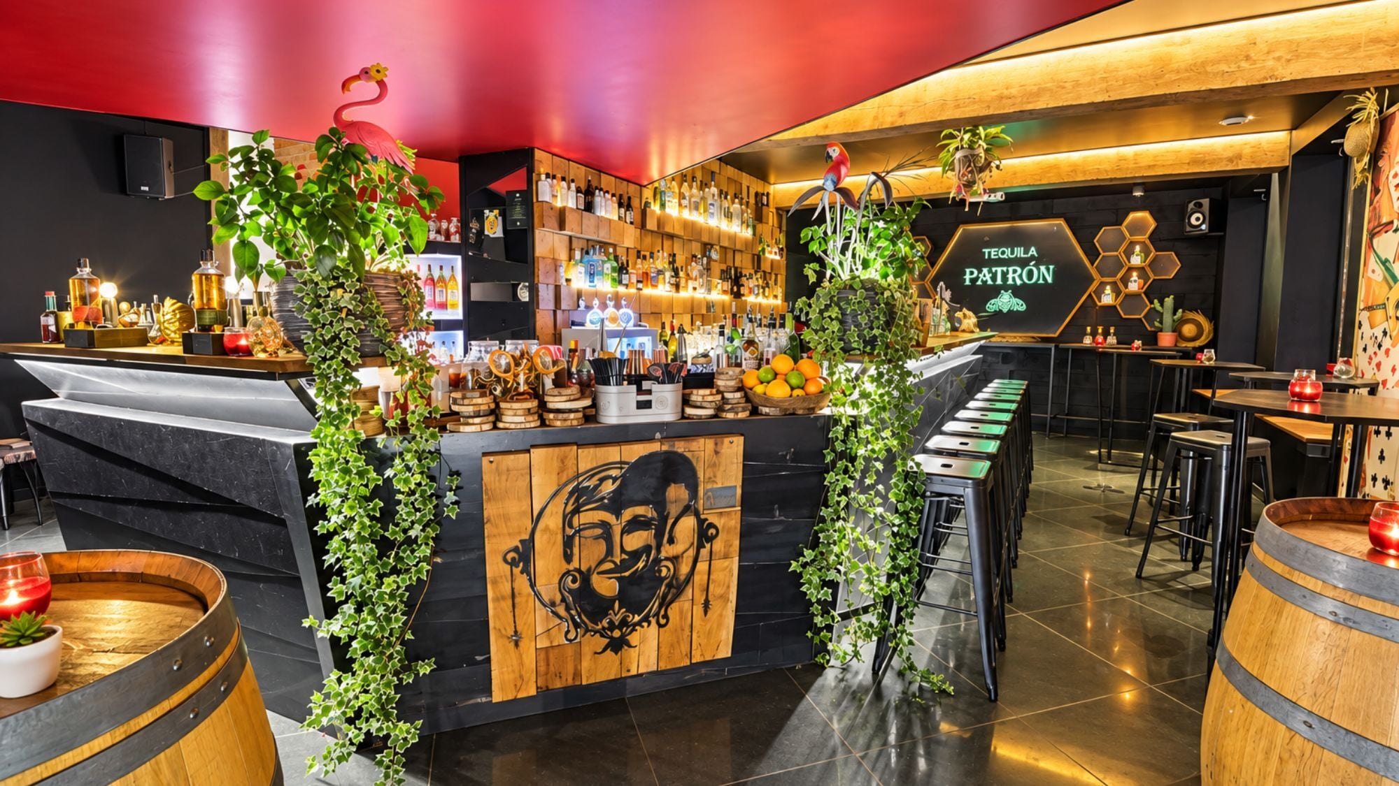 bar-cocktail-joker-tonneaux