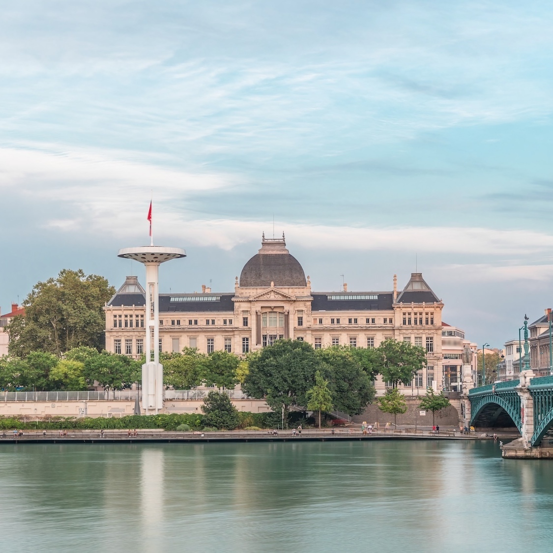 Cette université de Lyon vient d'être élue parmi les 300 meilleures du monde universite-lyon-elue-parmi-300-meilleures-monde