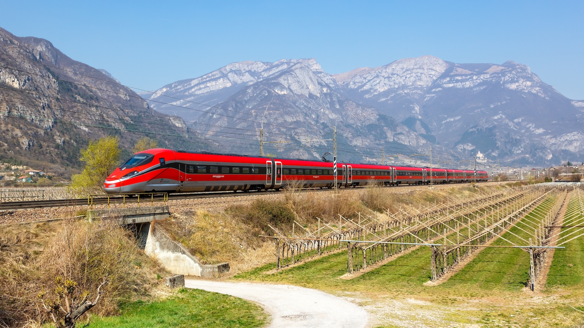 Trenitalia va mettre en vente ses billets pour Noël avant la SNCF shutterstock-2157918169