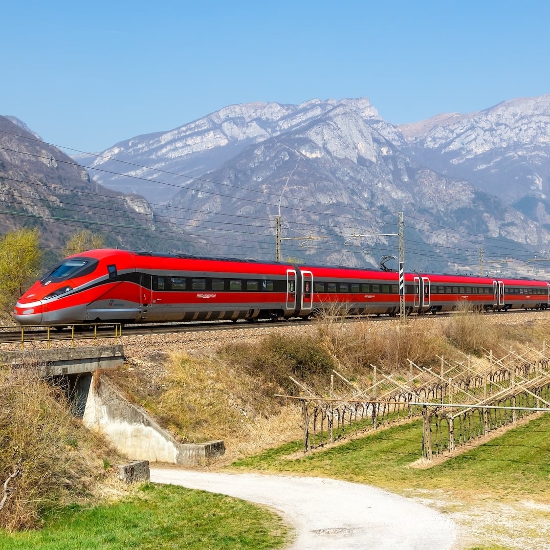 Trenitalia va mettre en vente ses billets pour Noël avant la SNCF shutterstock-2157918169
