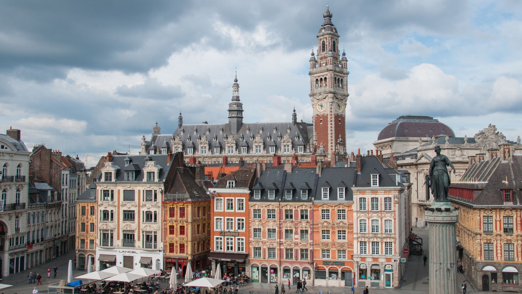 lille-nuages-beffroi-fac-ades
