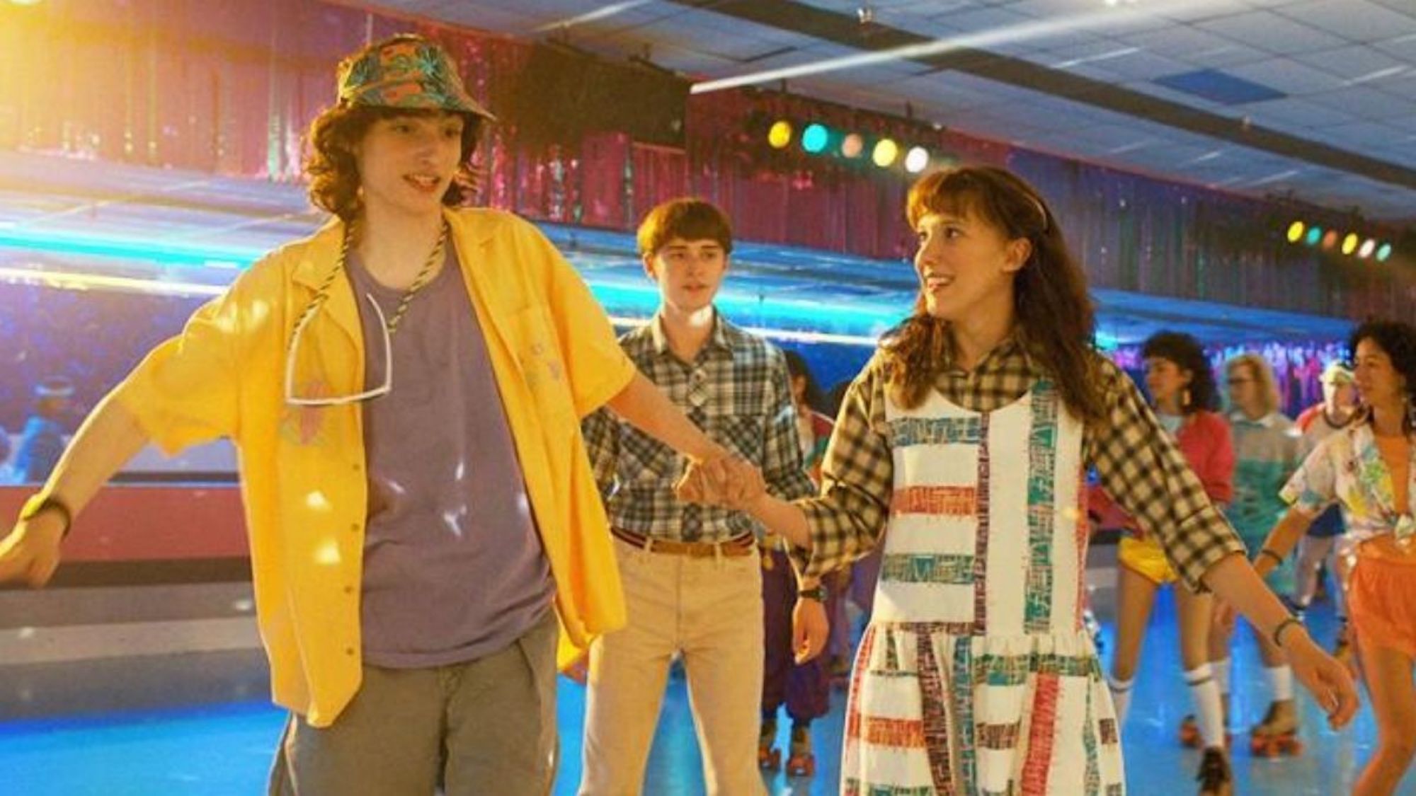 Deux immenses roller party gratuites arrivent dans le 12e fin septembre stranger-things-roller-skate