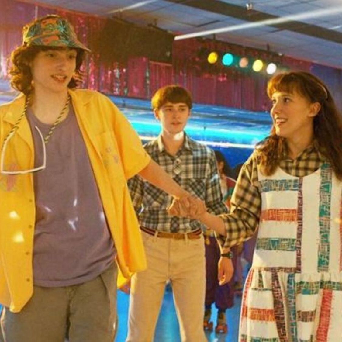 Deux immenses roller party gratuites arrivent dans le 12e fin septembre stranger-things-roller-skate