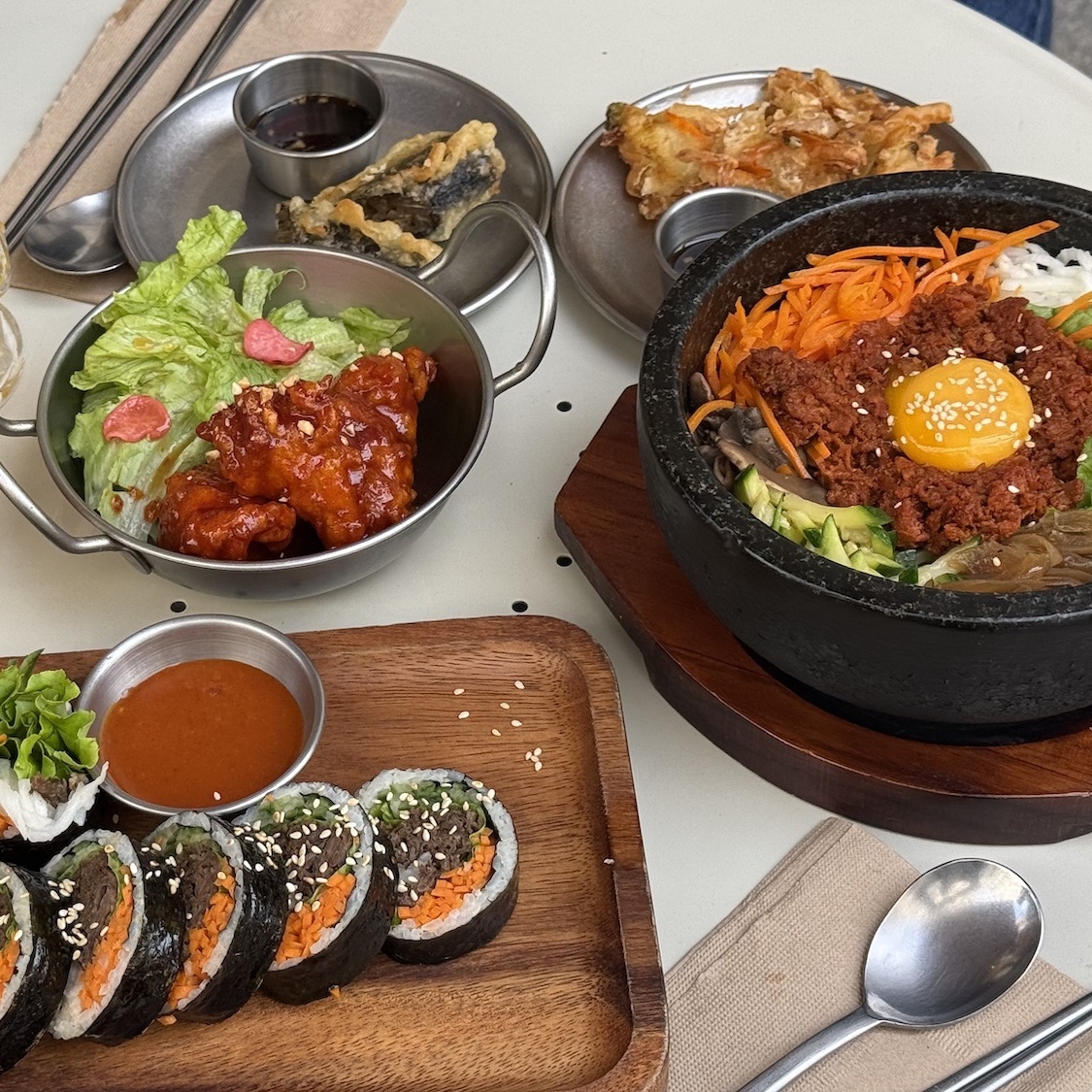 Ce resto du 15e est le premier à avoir implanté la street food coréenne à Paris img-6760
