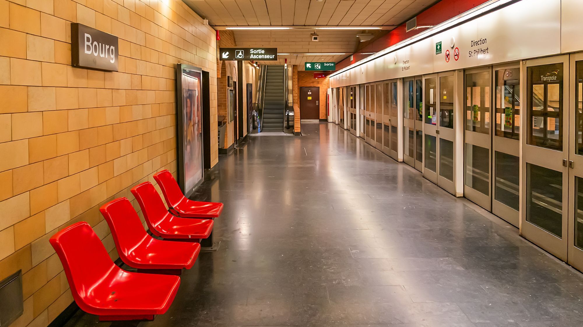 bourg-station-metro-sieges