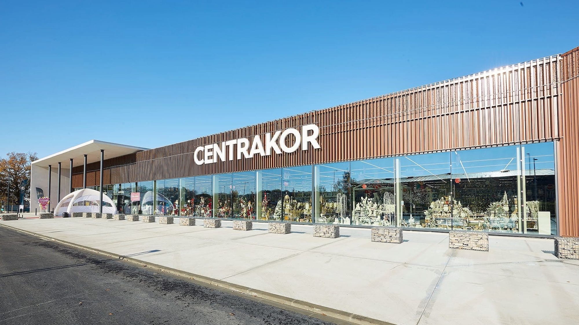 centrakor-enseigne-discount-decoration-lyon