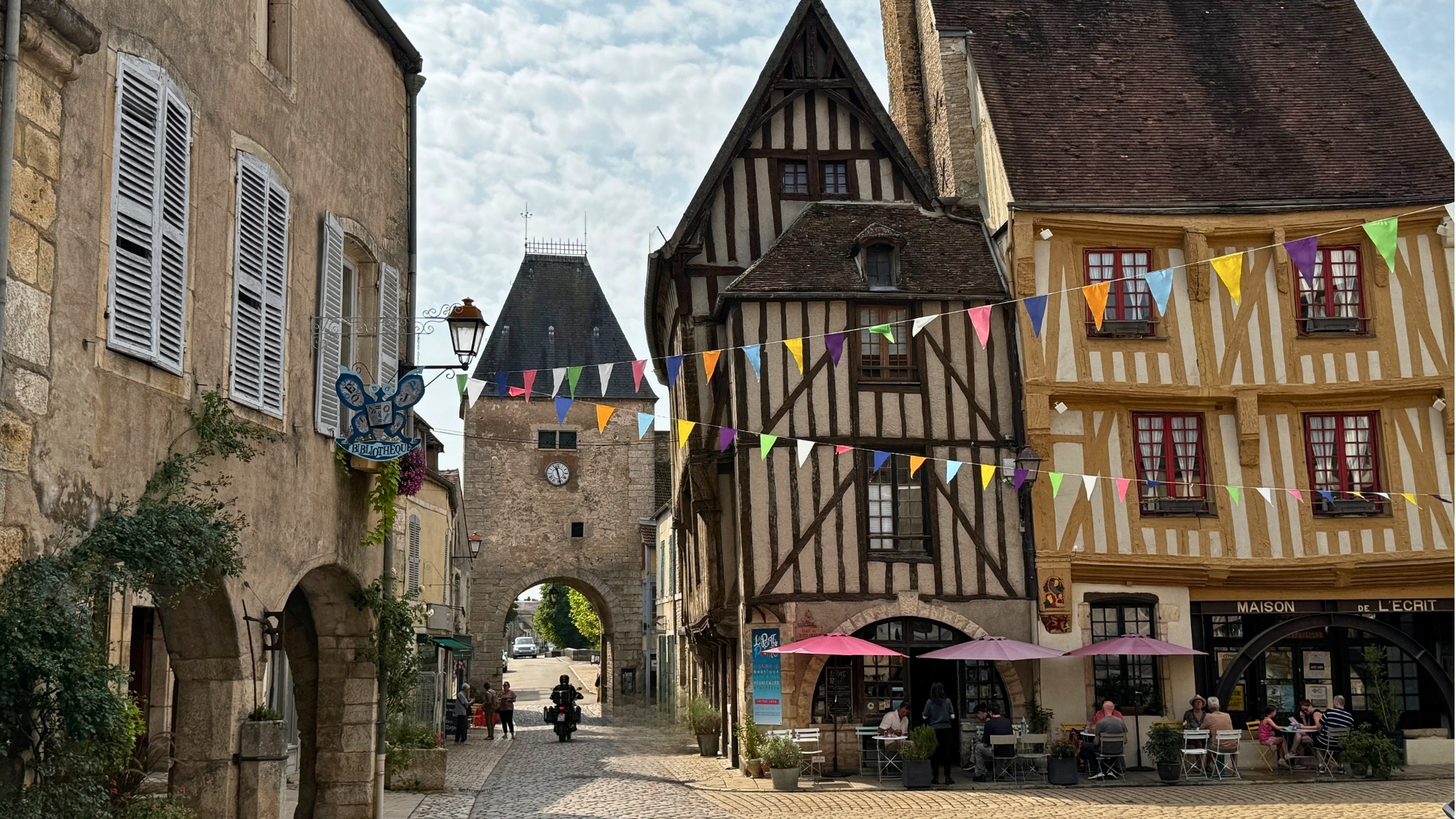 village-me-die-val-dijon