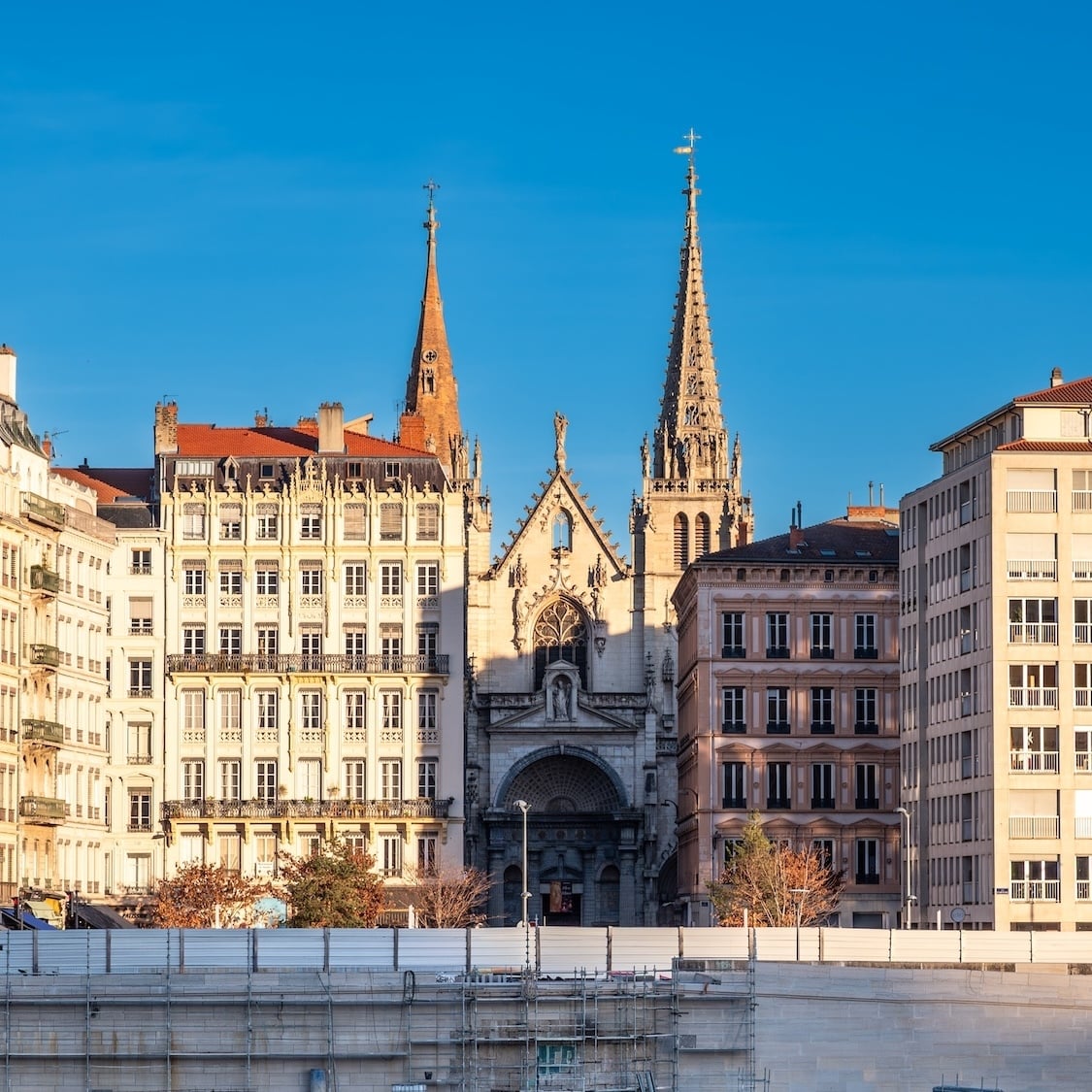 Les cloches des églises de Lyon vont sonner pendant 7 minutes vendredi, voici pourquoi cloches-eglises-lyon-vont-sonner-pendant-7-minutes