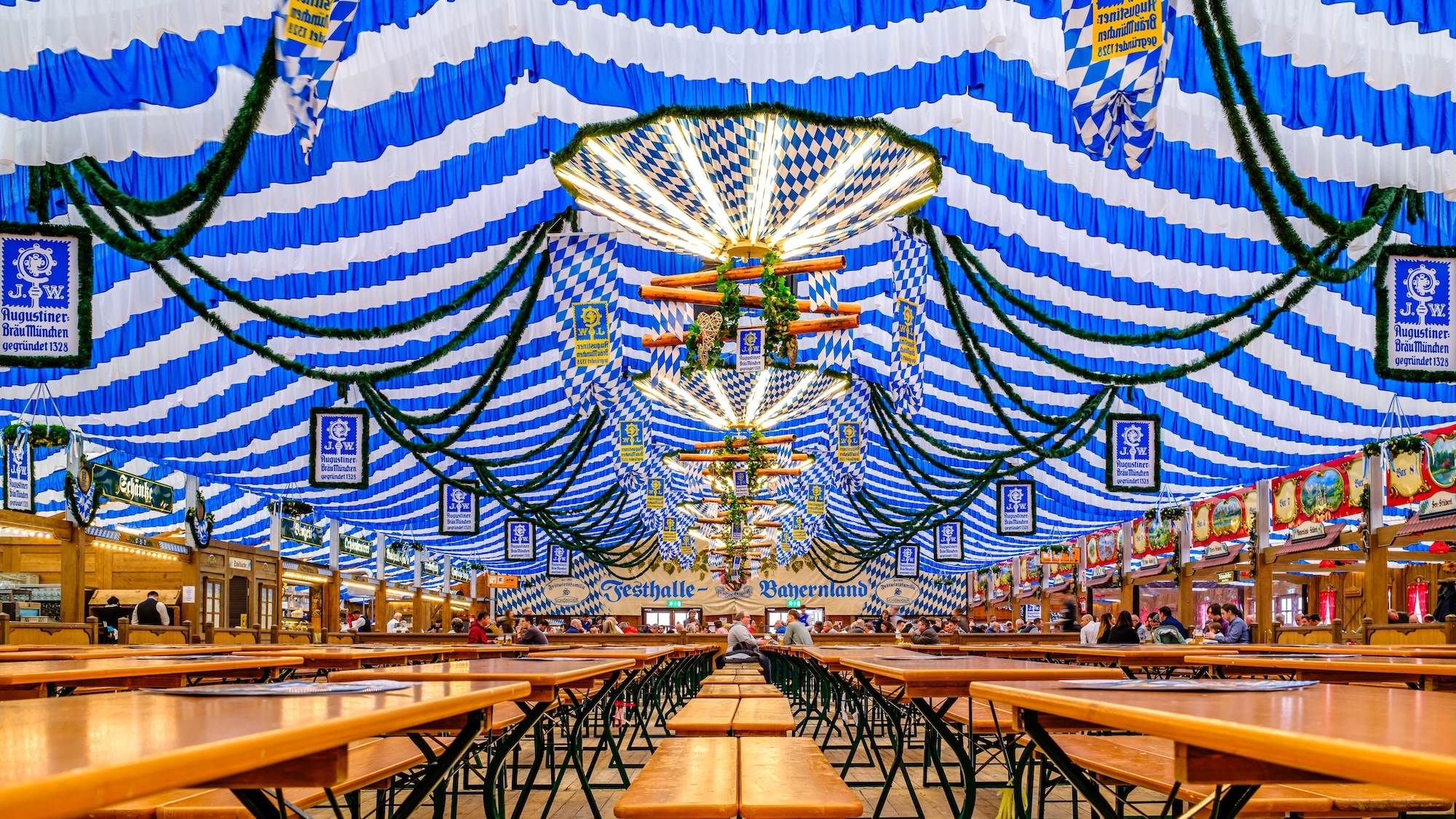 oktoberfest-geant-debarque-a-bruxelles-10-jours-fe