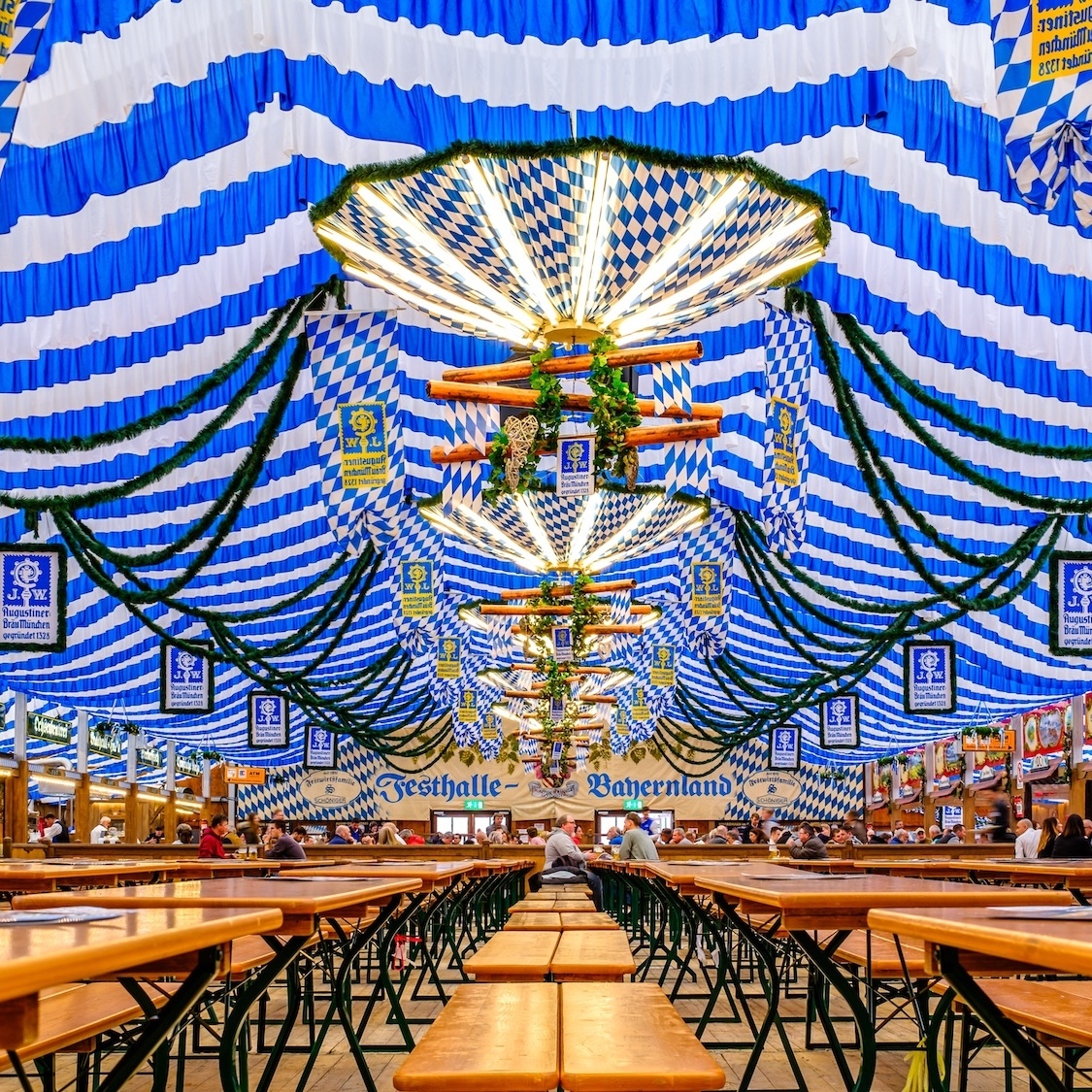 oktoberfest-geant-debarque-a-bruxelles-10-jours-fe