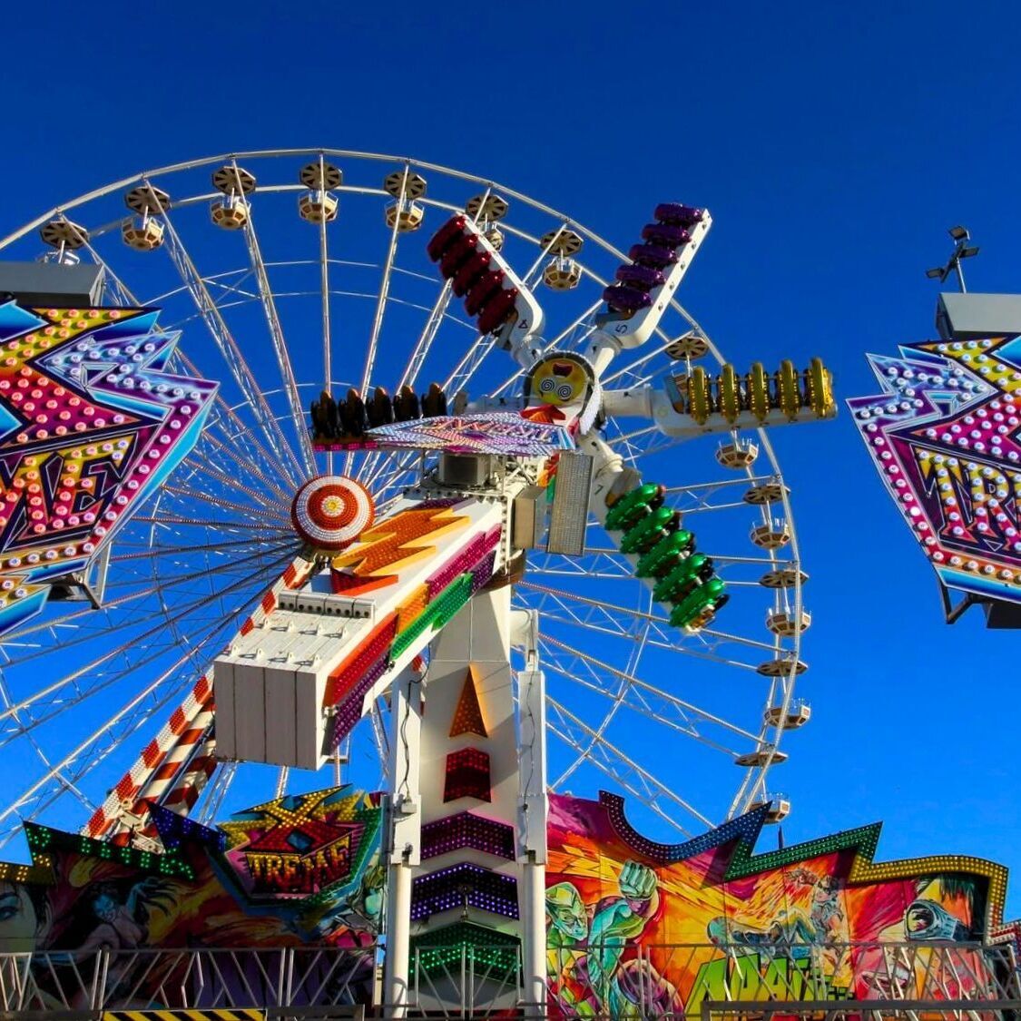 enorme-fete-foraine-toulouse-st-michel