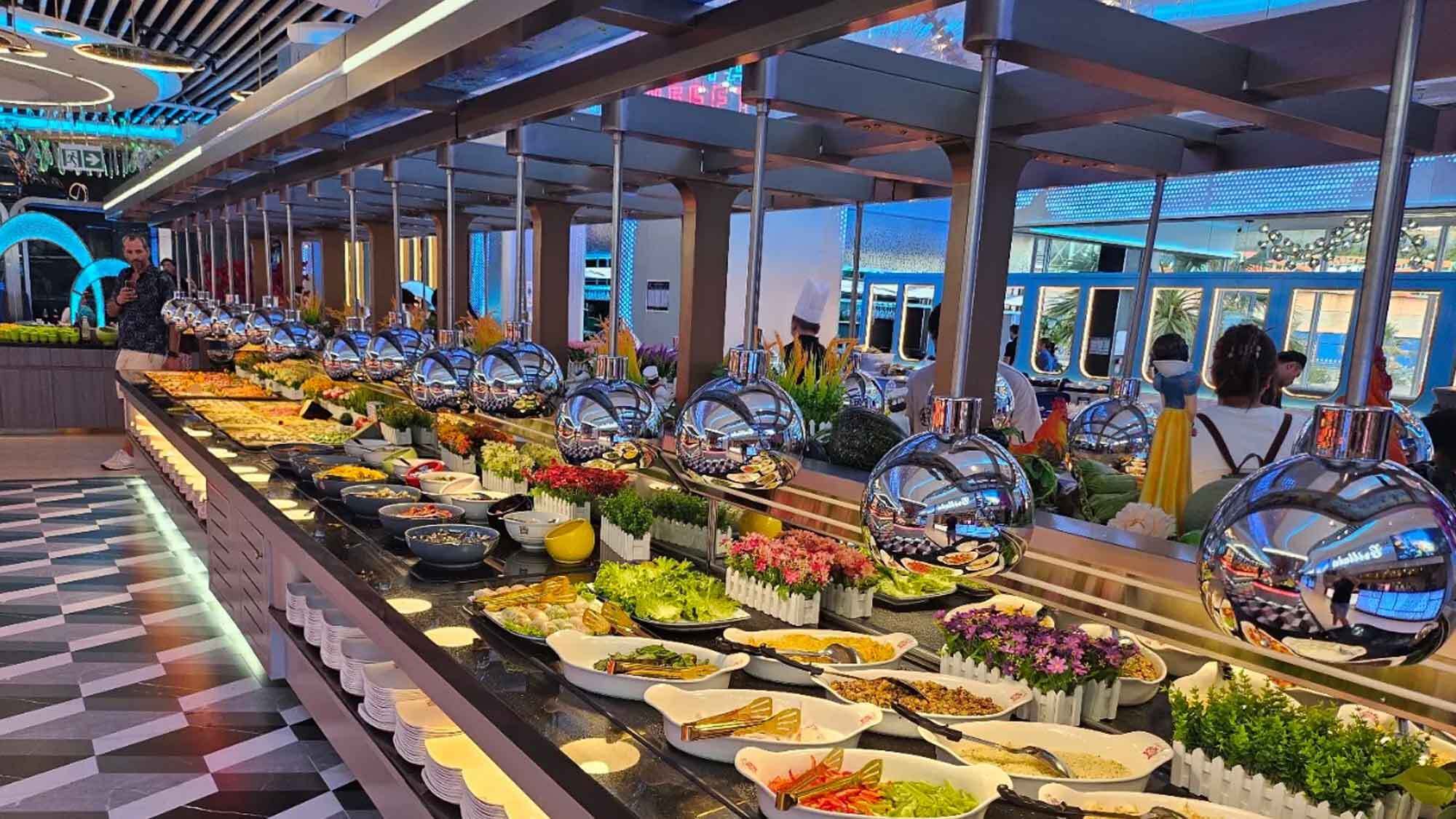 plus-grand-resto-marseille-buffet