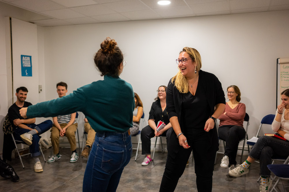 evenice-cours-theatre-improvisation-scene-jeu-le-bonbon-paris